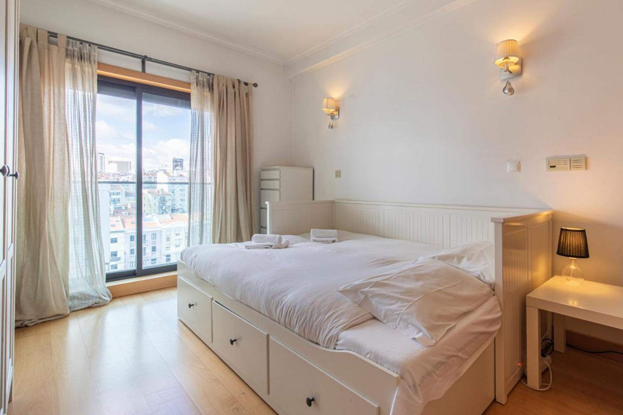 Lovelystay - Modern Apartment In Anjos Лиссабон Экстерьер фото
